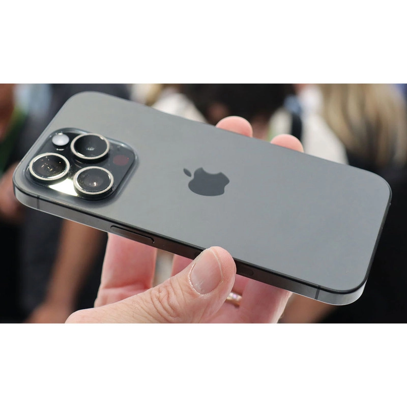 گوشی موبایل اپل مدل iPhone 16 Pro ZAA دو سیم کارت ظرفیت 512 گیگابایت و رم 8 گیگابایت - به همراه شارژر