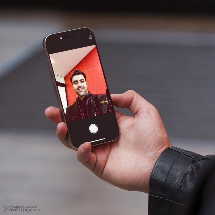 گوشی موبایل اپل مدل iPhone 16 Pro ZAA دو سیم کارت ظرفیت 512 گیگابایت و رم 8 گیگابایت - به همراه شارژر