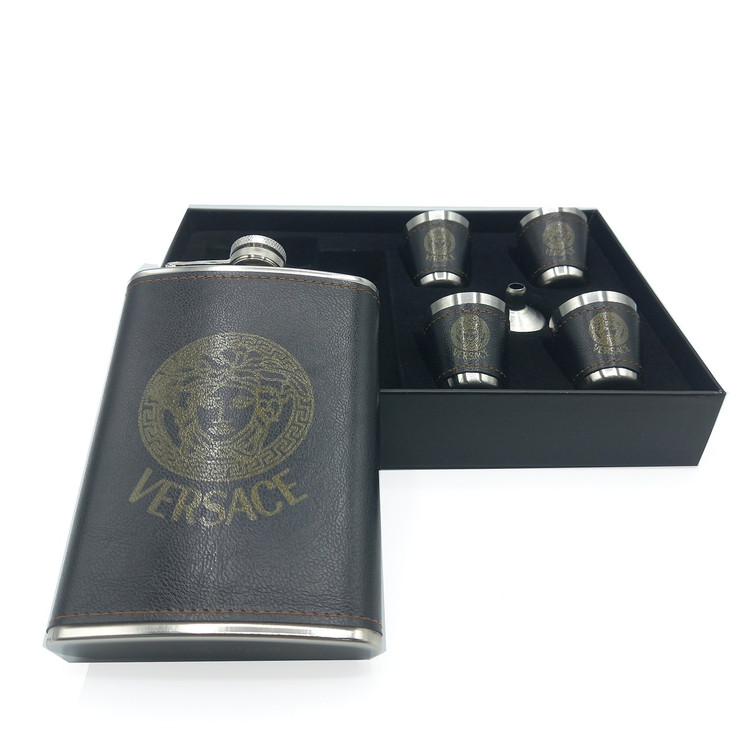 ست کادویی بطری جیبی و هیپفلاسک -طرح ورساج رنگ مشکی .کد 295(پس کرایه )