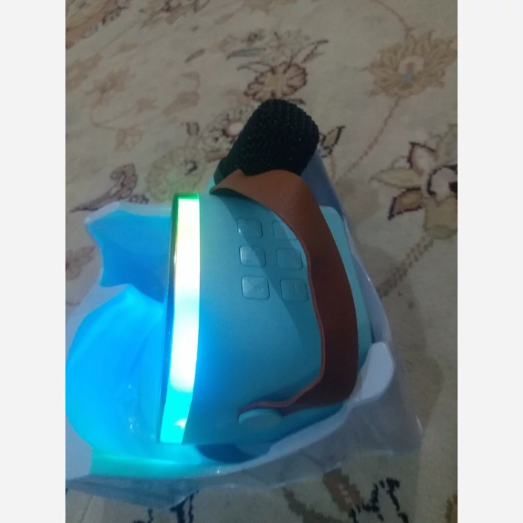 اسپیکر RGB مدل K12 با میکروفن با کیفیت وایرلس و حالت تغییر صدا