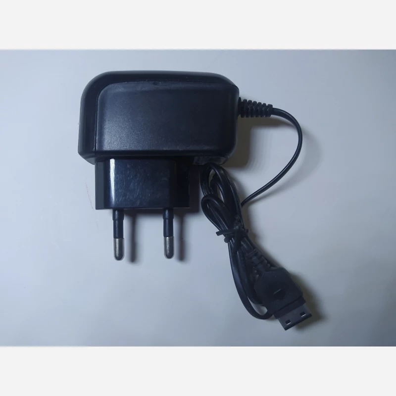 شارژر سامسونگ قدیمی D880 اصلی و اورجینال