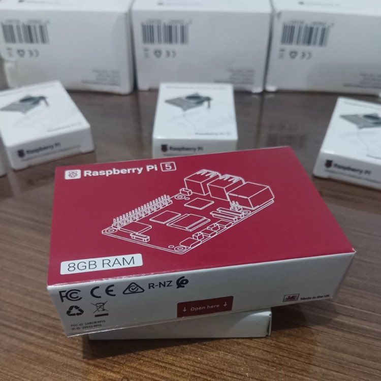 برد اورجینال رزبری پای 5 رم 8 raspberry Pi 5 8G ( UK)