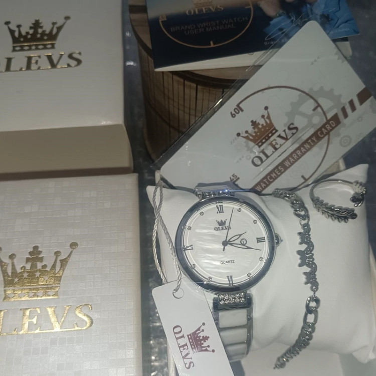 ساعت مچی زنانه برند OLEVS 5589