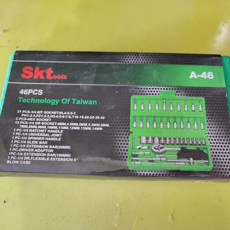جعبه بکس 46 پارچه skt و پرو باس و کریتور و میلواکی یک چهارم خرید عمده ابزار برقی و ابزار دستی از بندر گناوه و جعبه بکس