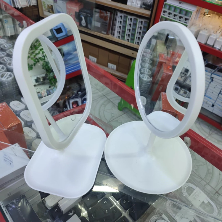 آینه آرایشی ال ای دی رومیزی ( خرید عمده آینه آرایشی ثابت گناوه مارکت )