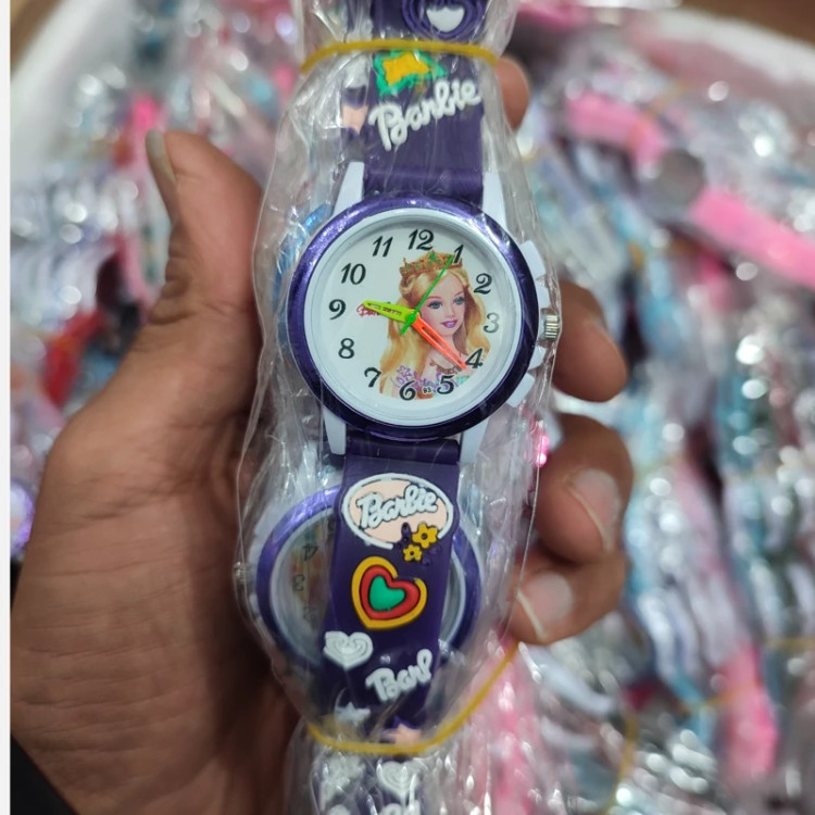 ساعت مچی پسرانه دخترانه باربی ( خرید عمده و تکی ساعت مچی بندر گناوه )