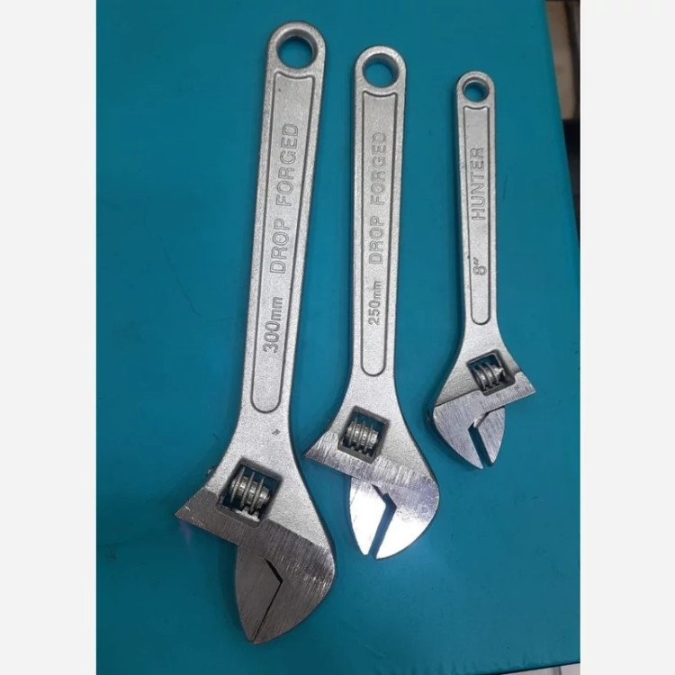 آچار فرانسه سایز 8 ( خرید عمده و تکی ابزار گناوه مارکت )
