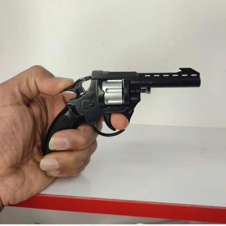 کلت فلزی اسباب بازی ( خرید از گناوه مارکت )