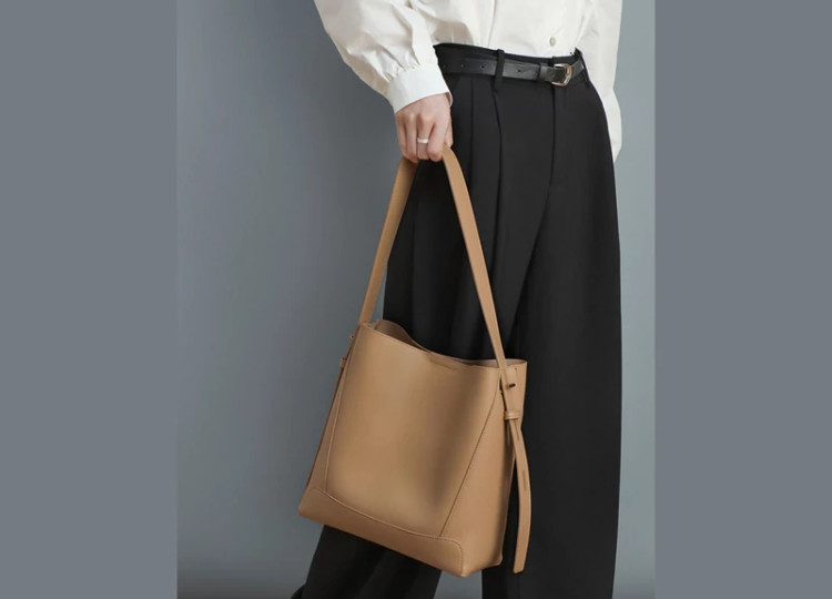 کیف دوشی زنانه چرمی با ظرفیت بزرگ new women's leather shoulder crossbody bag 5478