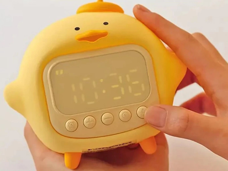 چراغ خواب سیلیکونی و ساعت زنگدار دیجیتالی فانتزی رومیزی C15 Cartoon Duck Alarm Clock Silicone Night Light