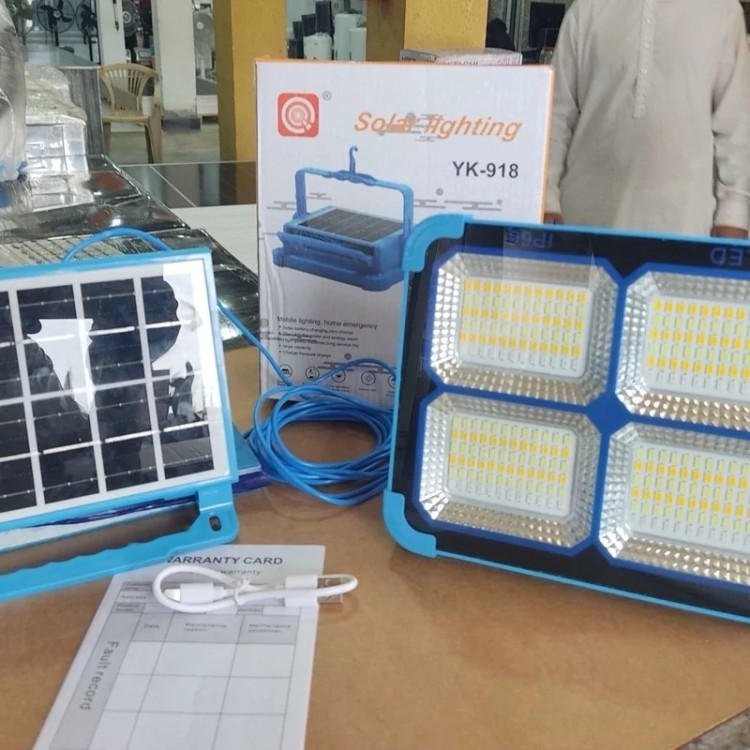 چراغ پروژکتور 100 وات خورشیدی مدل solar lighting YK-918 سایز بزرگ