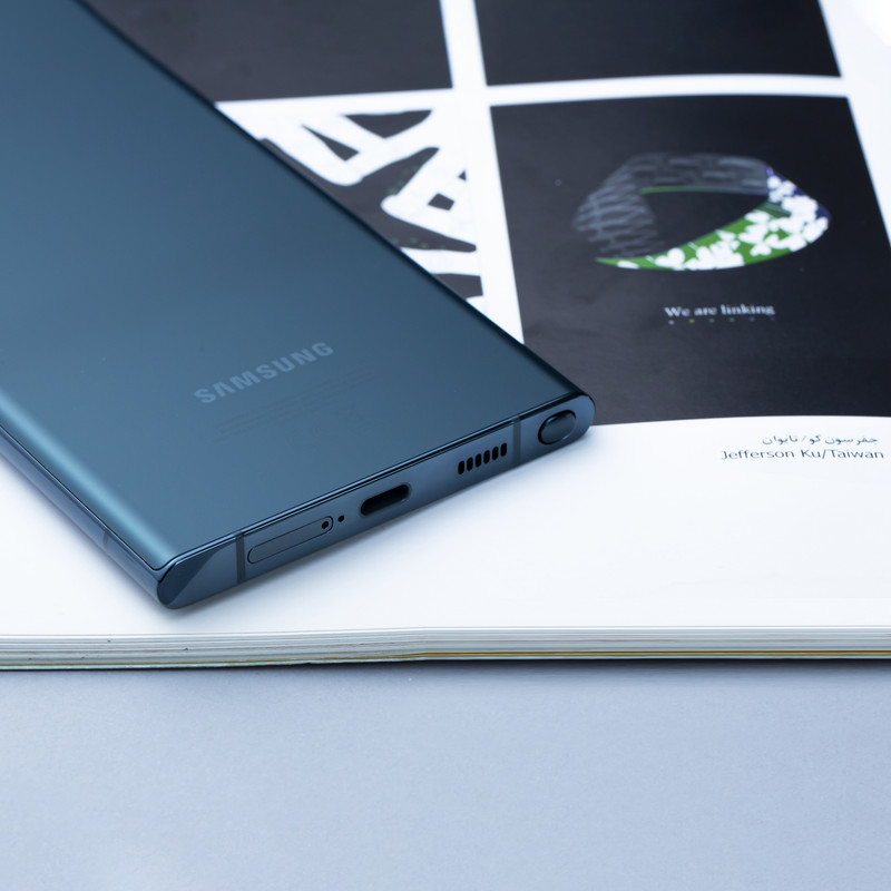 گوشی موبایل سامسونگ مدل Galaxy S22 Ultra 5G دو سیم کارت ظرفیت 128 گیگابایت و رم 8 گیگابایت