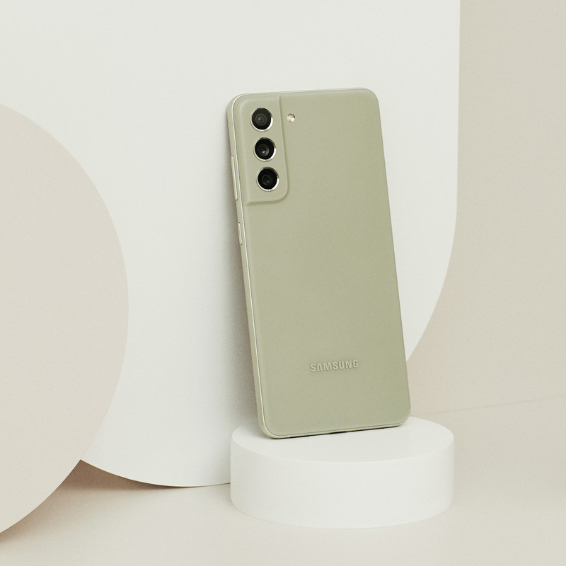 گوشی موبایل سامسونگ مدل Galaxy S21 FE 5G دو سیم کارت ظرفیت 128 گیگابایت و رم 6 گیگابایت