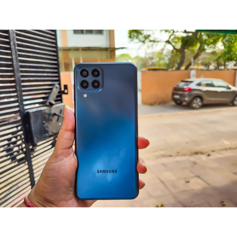 گوشی موبایل سامسونگ مدل Galaxy M33 5G SM-M336B/DS دو سیم کارت ظرفیت 128 گیگابایت و رم 8 گیگابایت به همراه شارژر دیواری و کارت حافظه - اکتیو