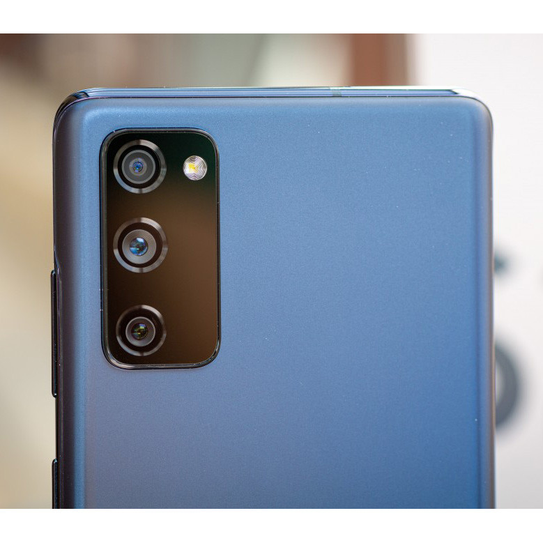 گوشی موبایل سامسونگ مدل Galaxy S20 FE SM-G780 دو سیم کارت ظرفیت 256 گیگابایت و 8 گیگابایت رم