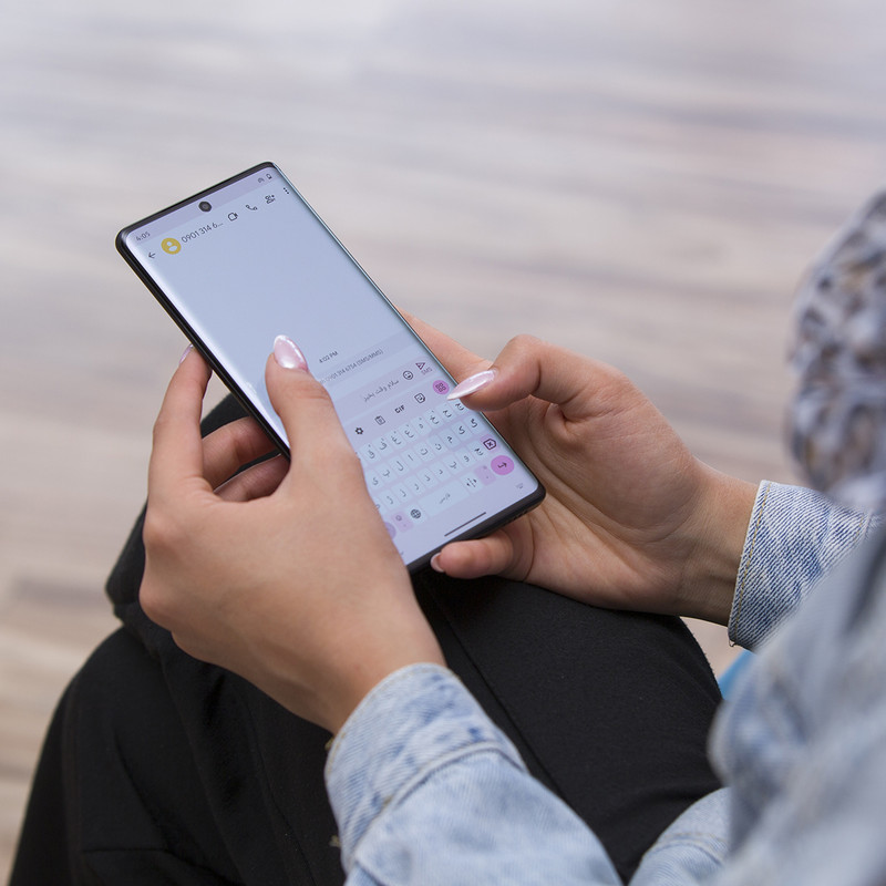 گوشی موبایل داریا مدل bond 5G دو سیم کارت ظرفیت 256 گیگابایت و رم 8 گیگابایت - نسخه امارات - به همراه شارژر 25 وات سامسونگ