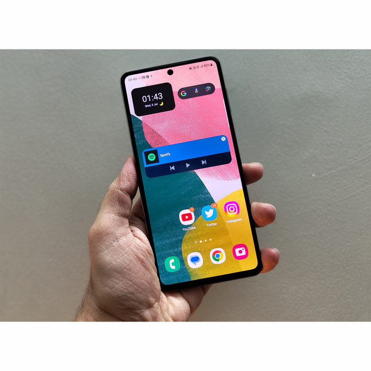 گوشی موبایل سامسونگ مدل Galaxy F54 5G دو سیم کارت ظرفیت 256 گیگابایت و رم 8 گیگابایت - اکتیو - به همراه شارژر 25 وات سامسونگ