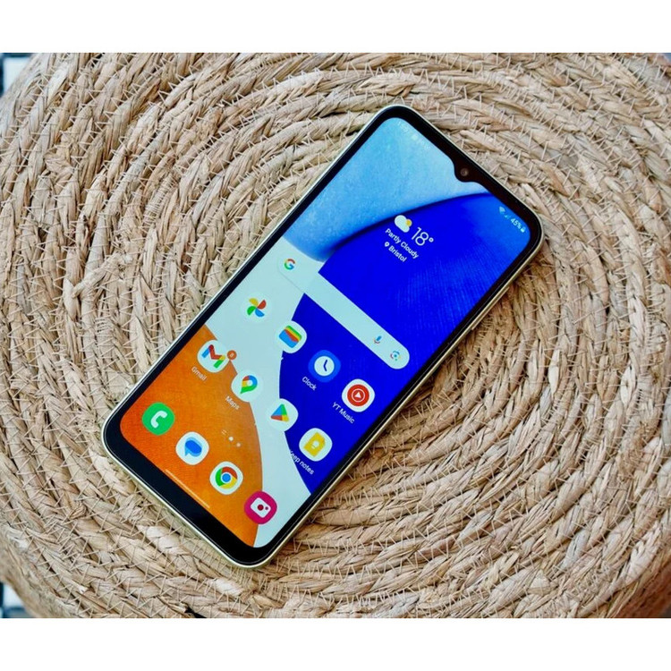 گوشی موبایل سامسونگ مدل Galaxy A14 دو سیم کارت ظرفیت 128 گیگابایت و رم 6 گیگابایت به همراه شارژر سامسونگ