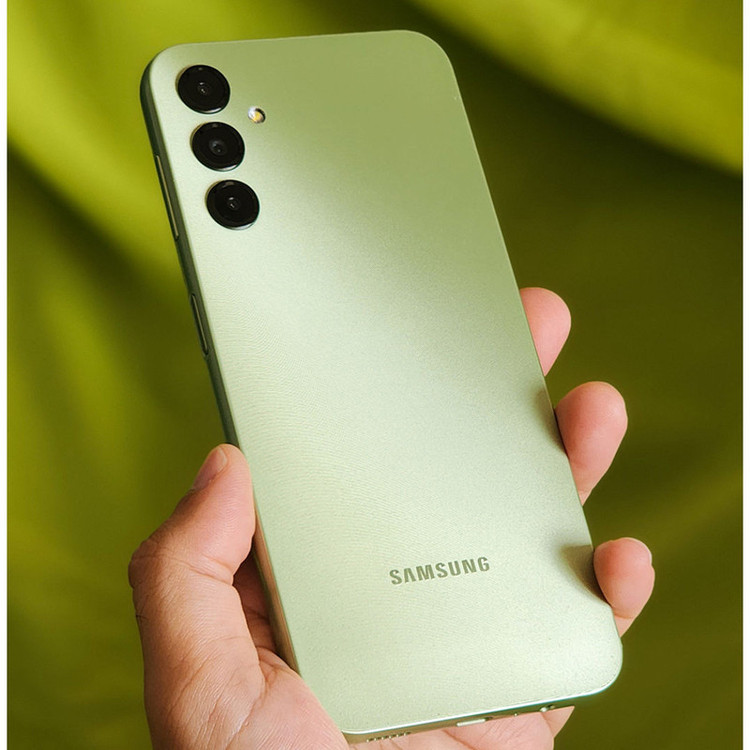 گوشی موبایل سامسونگ مدل Galaxy A14 دو سیم کارت ظرفیت 128 گیگابایت و رم 6 گیگابایت به همراه شارژر سامسونگ