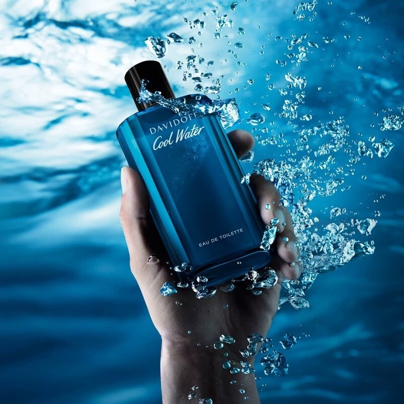 عطر 5 گرمی اصلی کول واتر خنک و ملایم شیرین اصل درجه یک و آرامش بخش چون با آب سرو کار داره دبی لنج امارات قطر گناوه خلیج