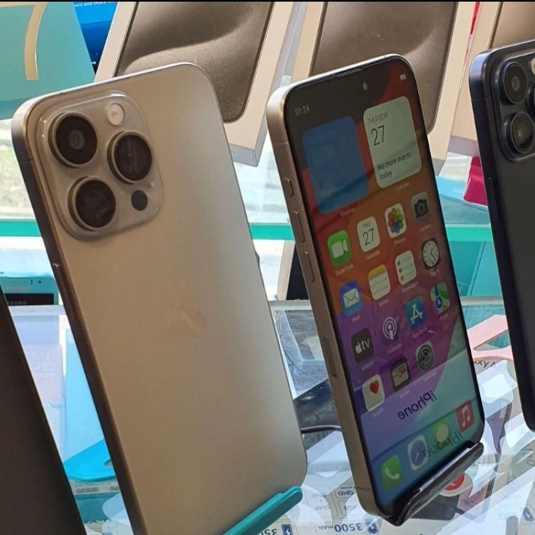 آیفون 16 پرو مکس طرح اصلی با کیفیت درجه یک ضمانتی 512 گیگ با رم 8 واقعی گیمینگ iPhone 16
