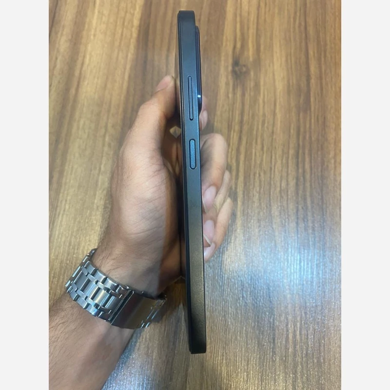 گوشی موبایل ردتون مدل RedTone L10 دو سیم کارت ظرفیت 128 گیگابایت و رم 4 گیگابایت -توسعه تا 8 گیگ رم