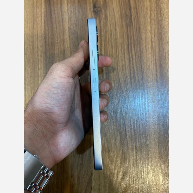 گوشی موبایل ردتون مدل RedTone E10 ظرفیت 64GB - RAM 4 توسعه رم تا 3 گیگ