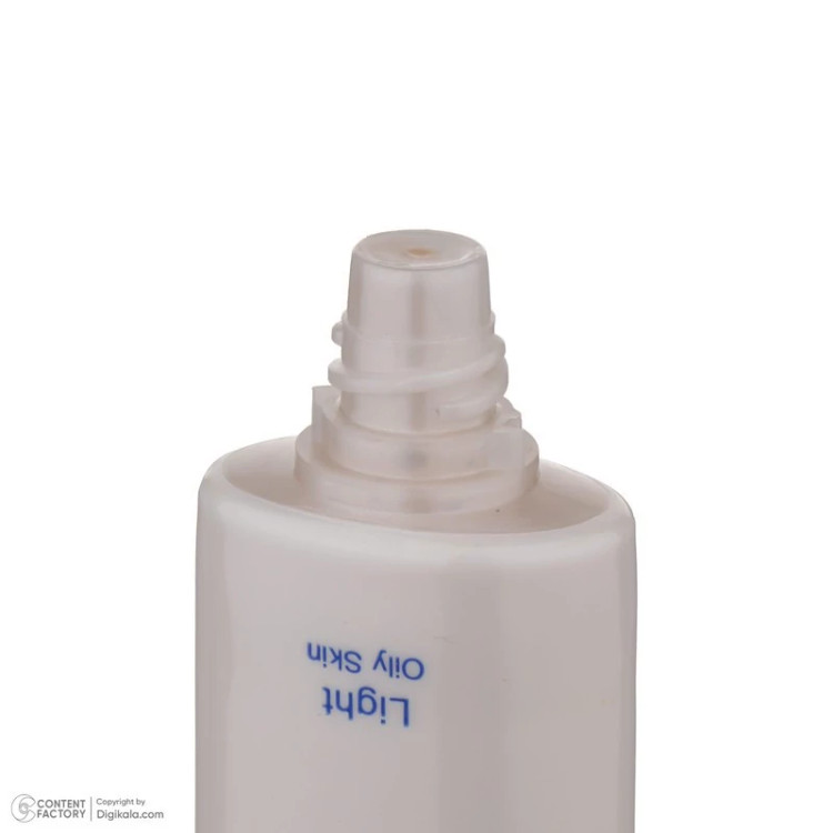 کرم ضد آفتاب رنگی ساین اسکین، SPF 50، مدل Syn Shield، مناسب پوستهای آکنهدار و چرب با حجم 50 میلیلیتر، ضد آب، مرطوبک