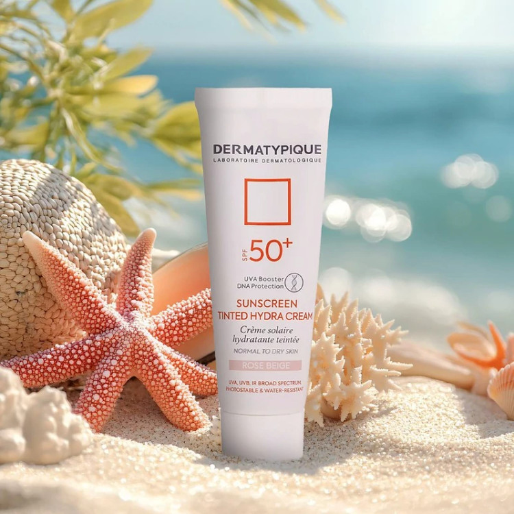 کرم ضد آفتاب رنگی درماتیپیک، 50 SPF، مدل هیدرا، مناسب پوست نرمال تا خشک تنالیته رنگ روشن و حجم 50 میلیلیتر، محافظت کنند