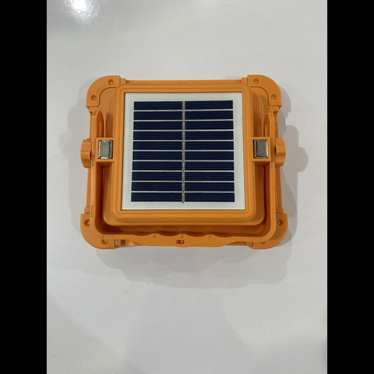 پروژکتور خورشیدی 100 وات مدل solari