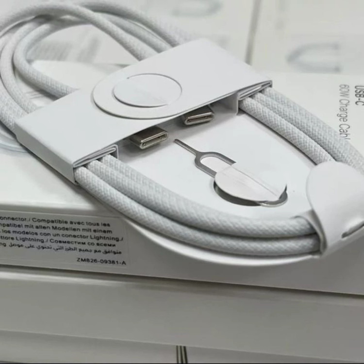کابل USB-C مدل Airpods 4 طول 1 متر