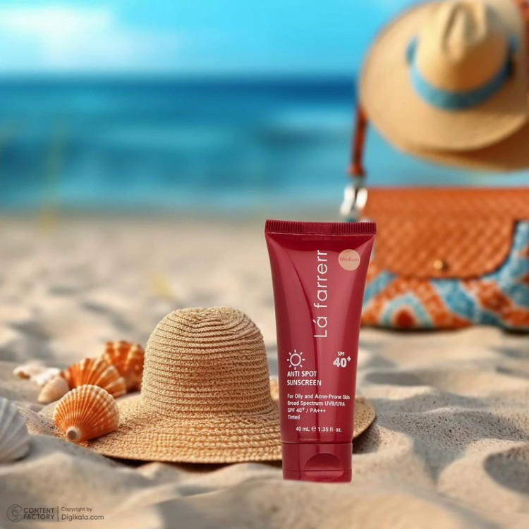 کرم ضدآفتاب و ضدلک رنگی لافارر مدل SPF40-Medium، مناسب پوستهای چرب، حجم 40 میلیلیتر
