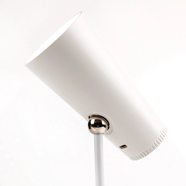 چراغ مطالعه هیسکا مدل HR-22