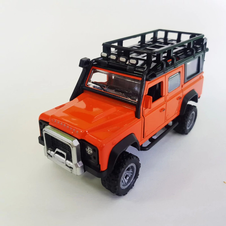 ماشین بازی مدل JEEP LAND ROVER طرح پاژن استیشن