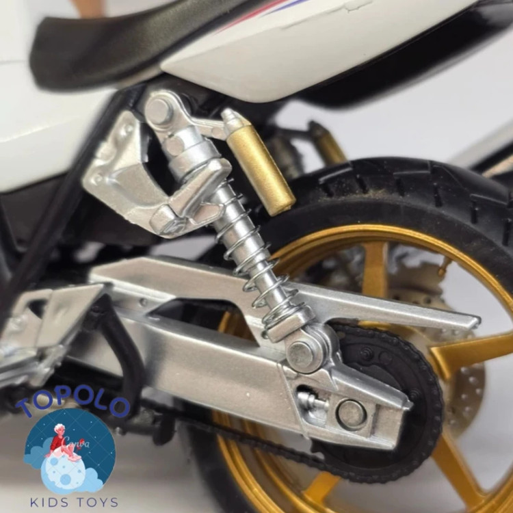 موتور بازی مدل هوندا سی بی 1300 Honda CB1300 SFautomaxx 1.12 (پس کرایه)