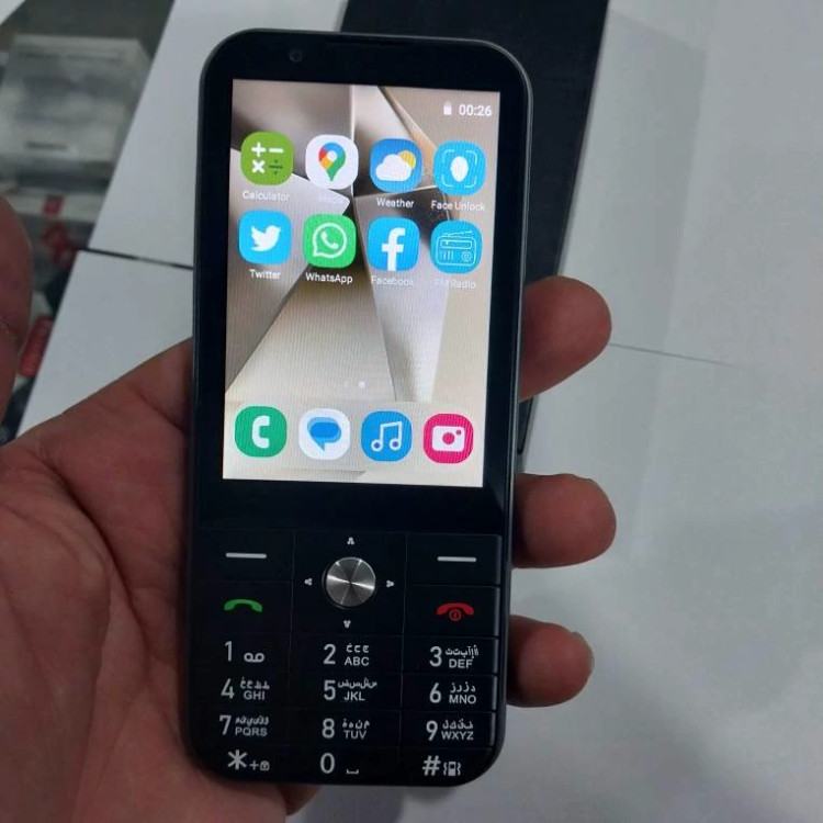 گوشی اندرویدی s25 ultra با صفحه کلید فیزیکی