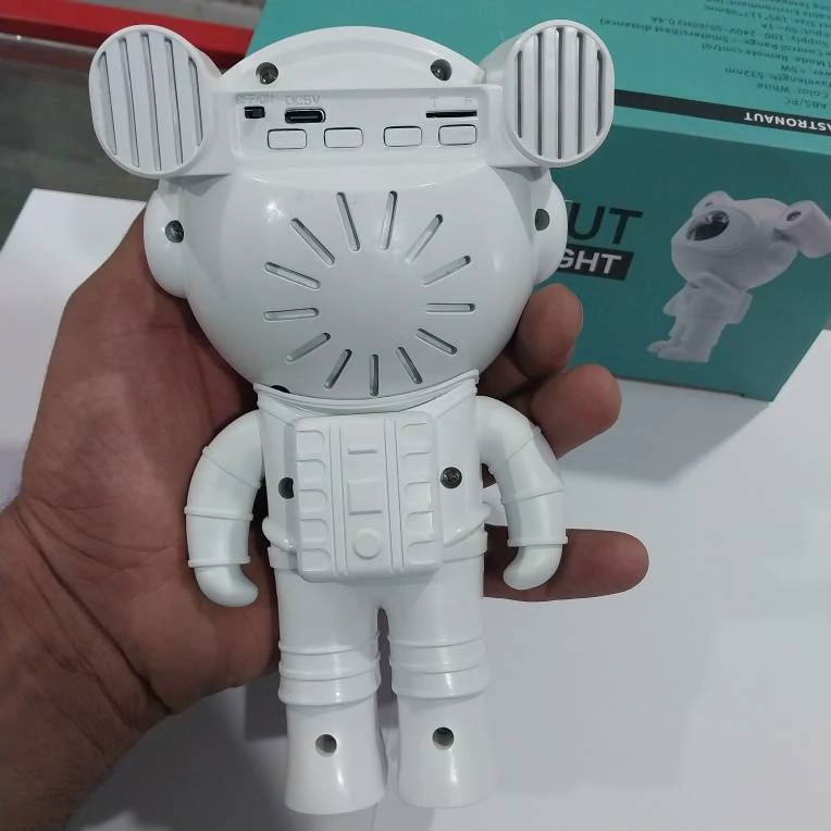 چراغ خواب فضانورد کهکشانی ASTRONAUT PROJECTOR LIGHT