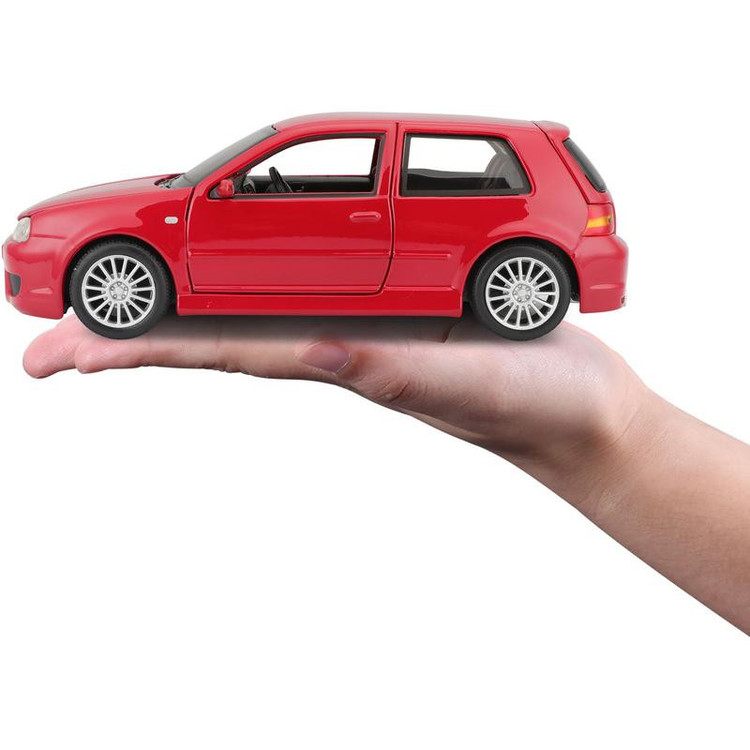 ماکت ماشین مایستو مدل گلف R32