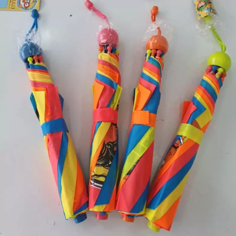چتر بچه گانه هفت رنگ، تاشو پرچمی مارک هلو hello
