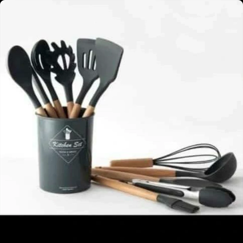 سرویس قاشق سلیکونی دسته چوب بامبو