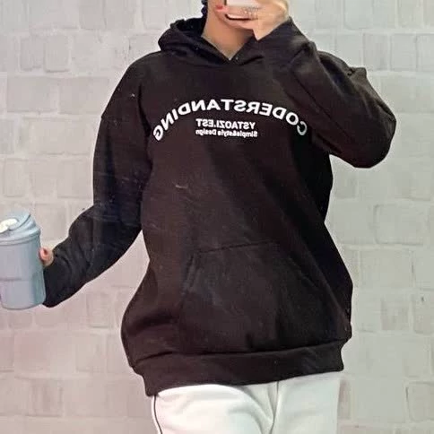 هودی اسپرت طرح دار قهوه ای ترند