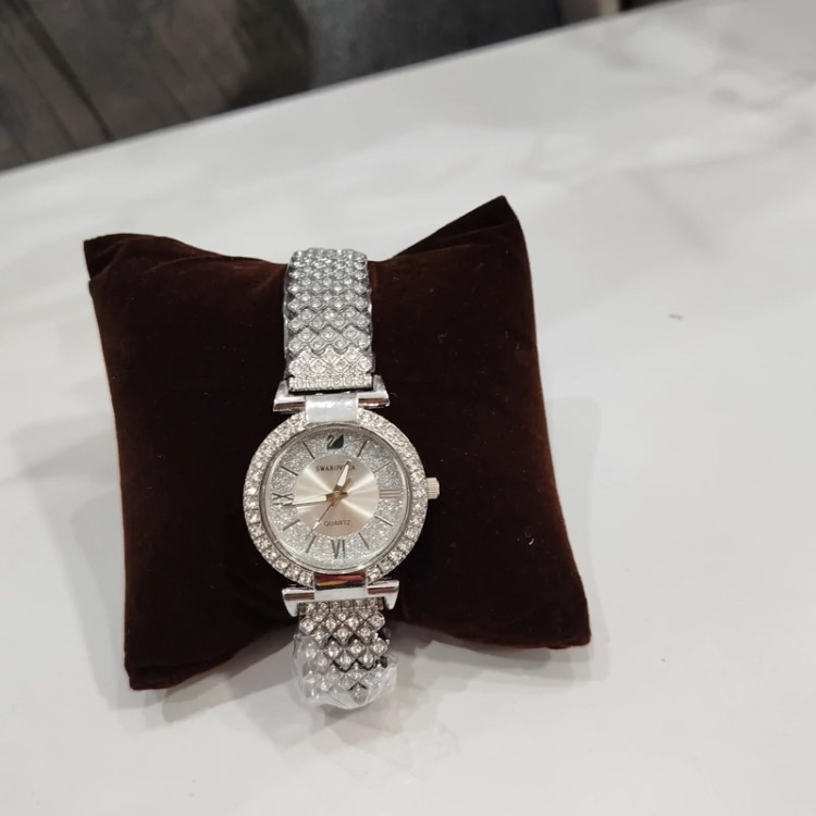 ساعت فول نگین زنونه SWAROVSCA