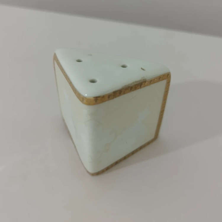نمک پاش چینی پردیس طرح کاژین طلایی 1 عددی