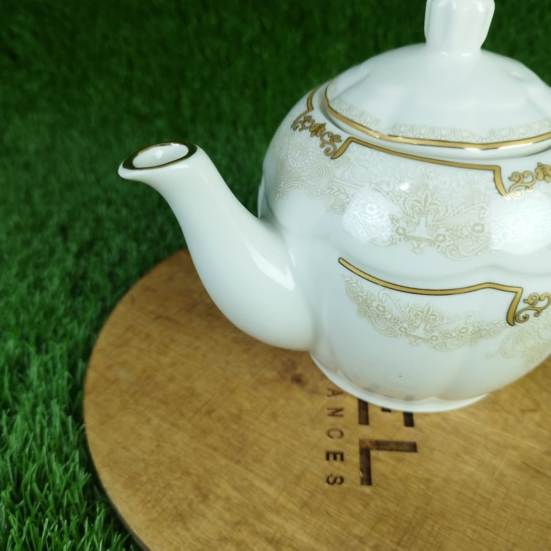 قوری چینی توس مدل فرناندو آفتاب سایز 6 با ارسال رایگان
