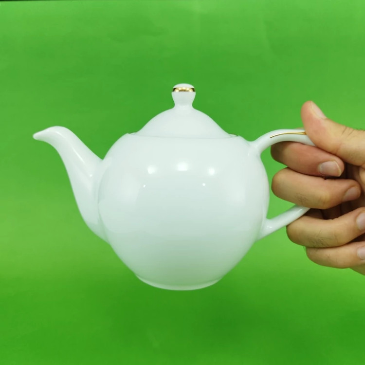 قوری چینی لورین مدل شاینا خط طلا کوچک ارسال رایگان