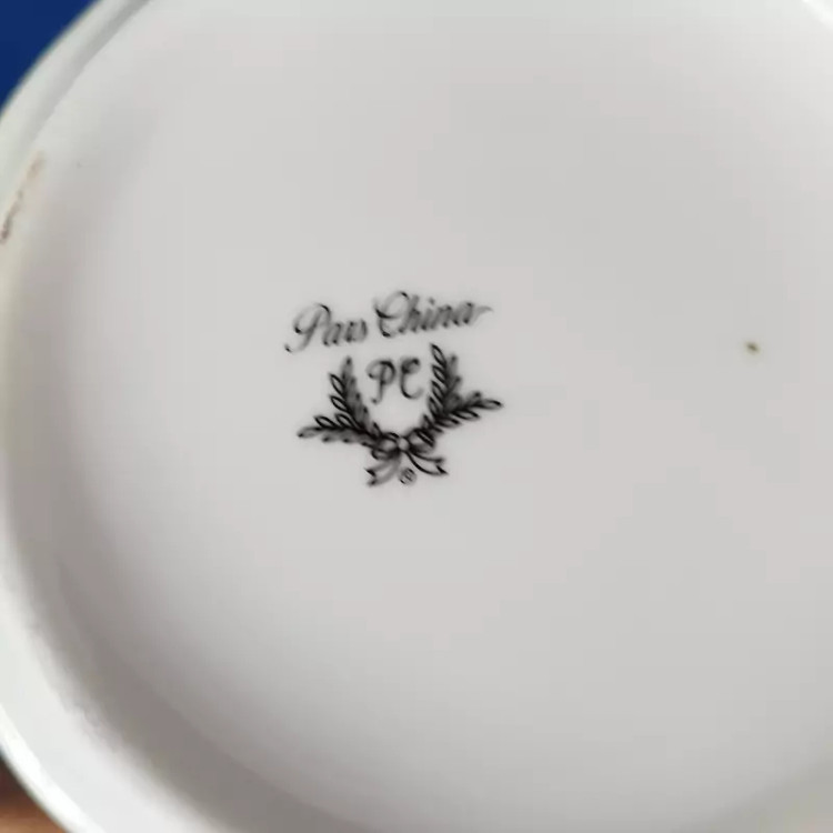 قوری چینی پارس طلایی مدل T3-706 ارسال رایگان