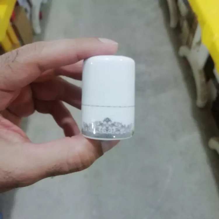 نمکپاش چینی پارس مدل 533 بسته 6 عددی