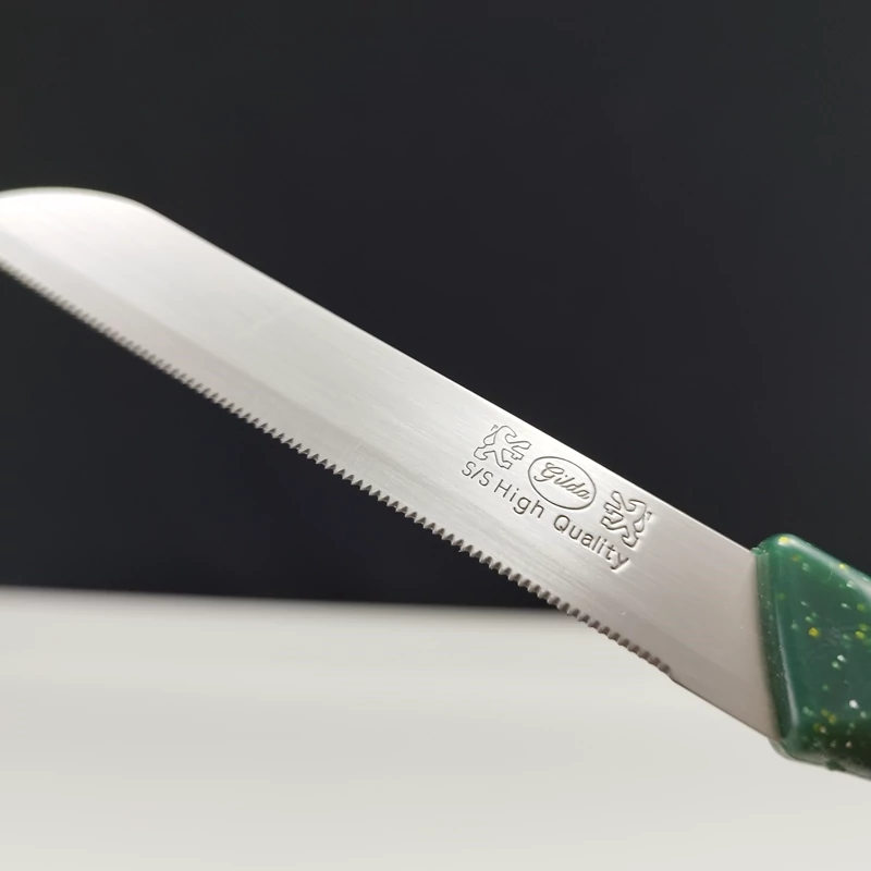 چاقو میوه خوری اره ای گیلدا کد 068 رنگ سبز بسته 2 عددی ارسال رایگان