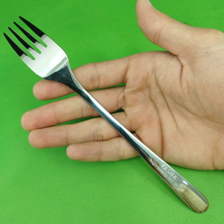 ست قاشق و چنگال 12 پارچه استیل یاشا کد 085 ارسال رایگان