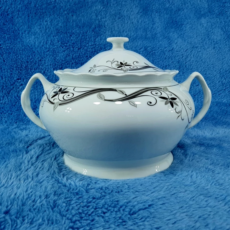 سوپ خوری درب دار چینی پارس کد 944 با ارسال رایگان